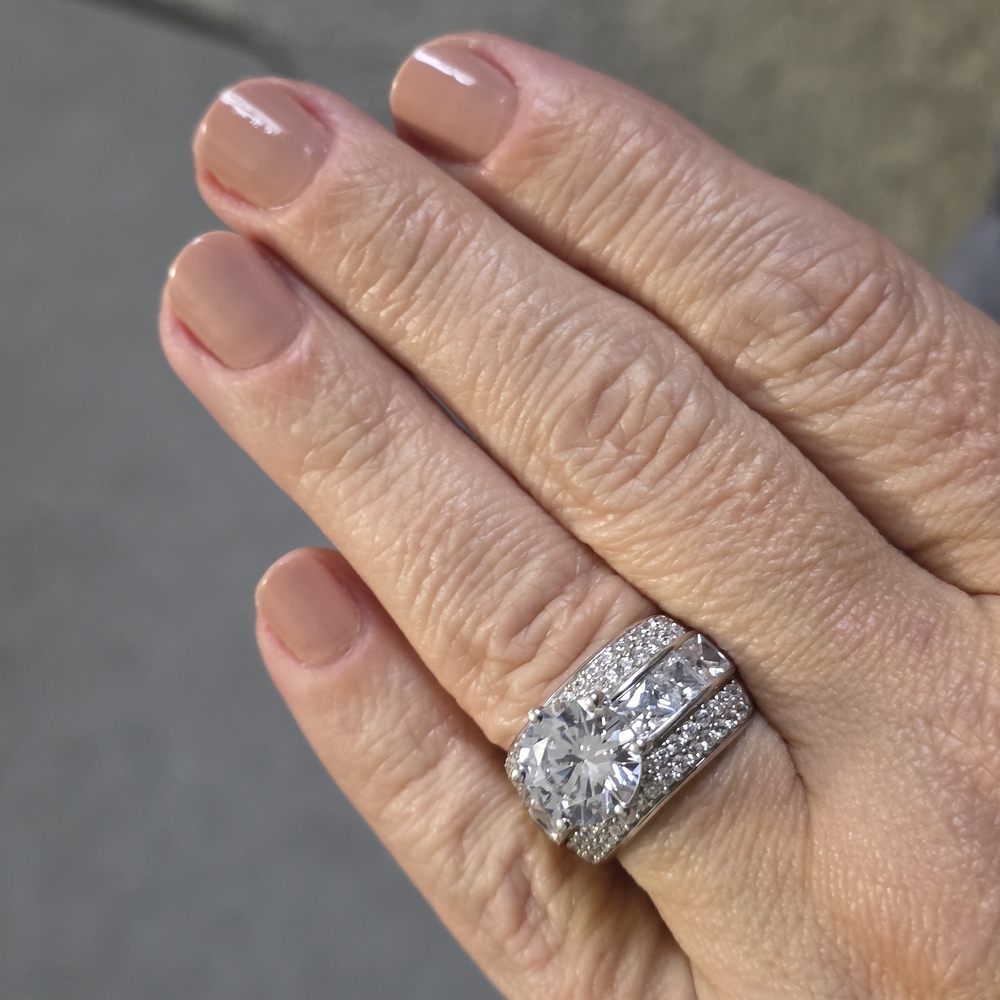 Sparkling Silver and White Diamond Like Ring